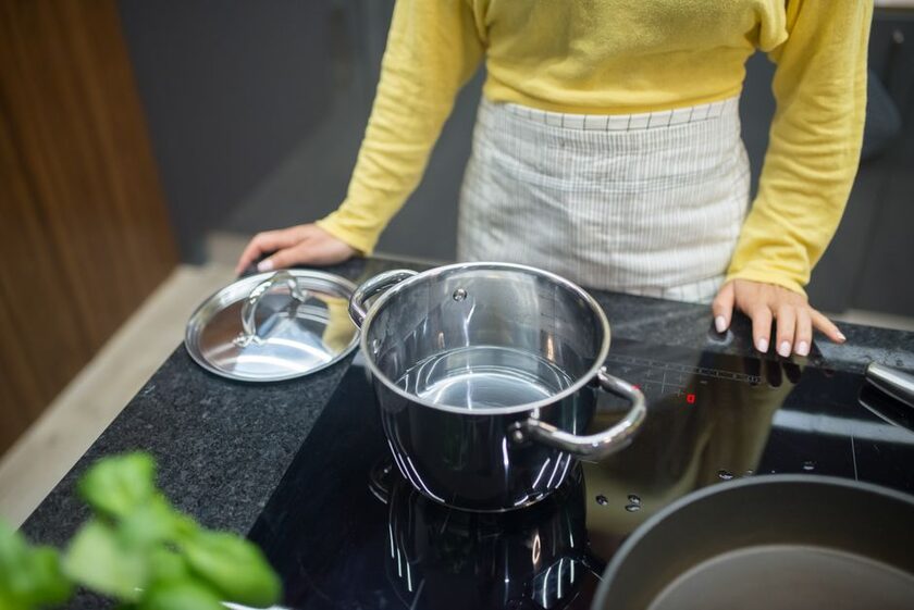 Cookmate, plaque à induction ronde portable 2 000 W Aigostar